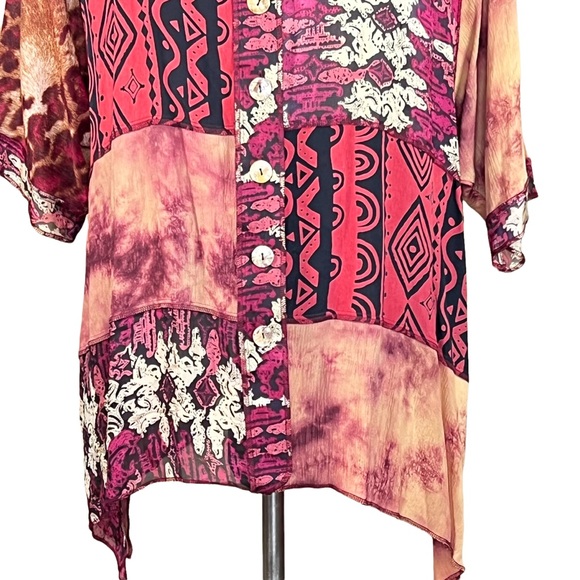 Sterling Styles Women’s Animal Tribal Print Tunic Button Front Top 1X - Picture 3 of 16